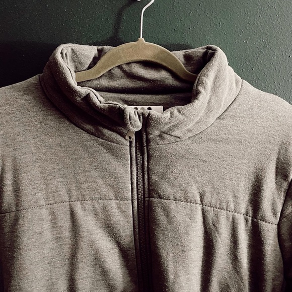 Three Dots Quilted Knit Jacket - Picture 5 of 8